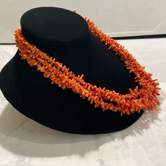 Vintage 3 Strand Natural Branch Coral Necklace - Picture 5 of 11